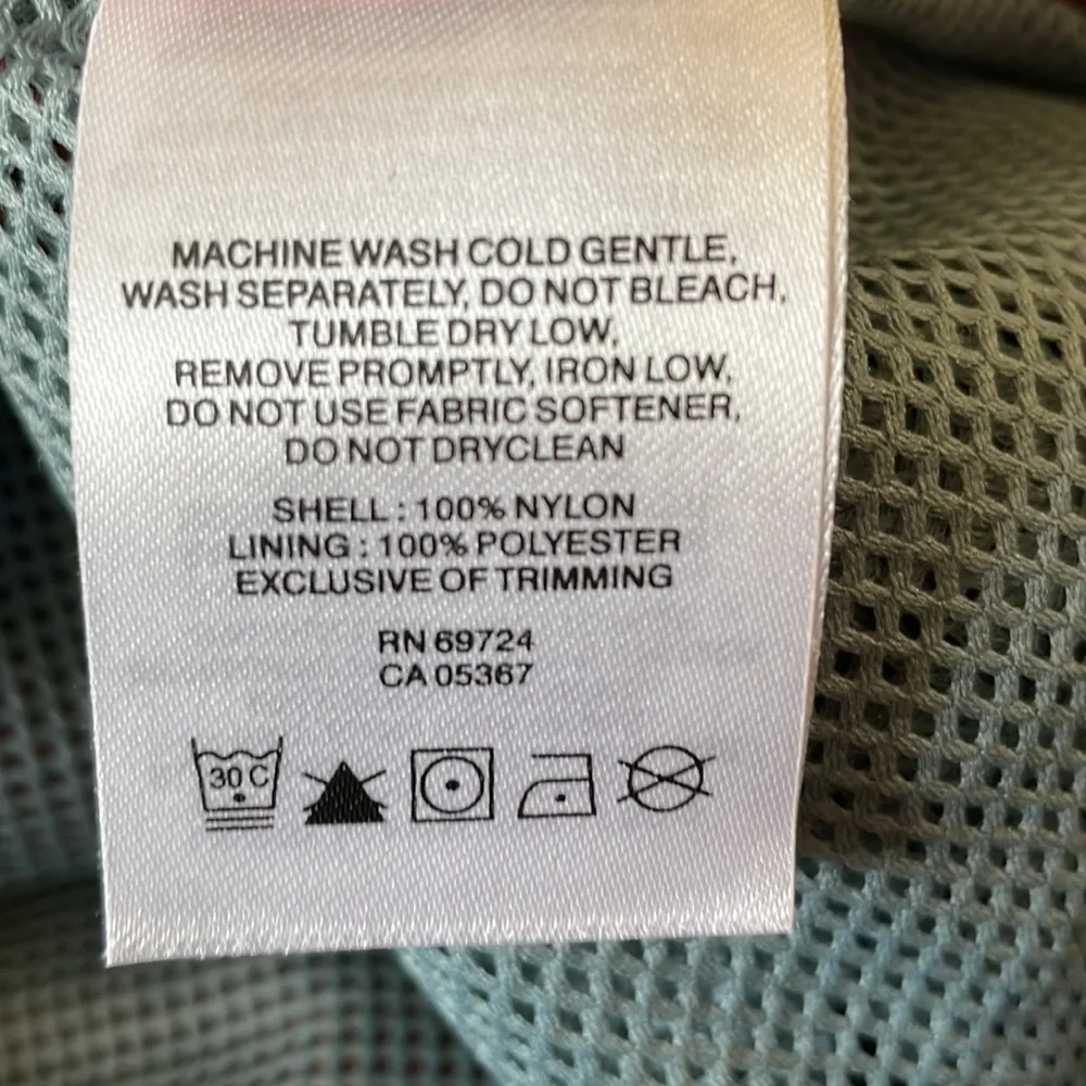 Columbia omnishade nylon
